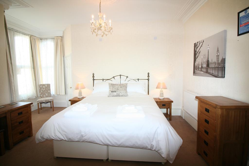 Bed and Breakfast Lincoln House Бридлінгтон Екстер'єр фото